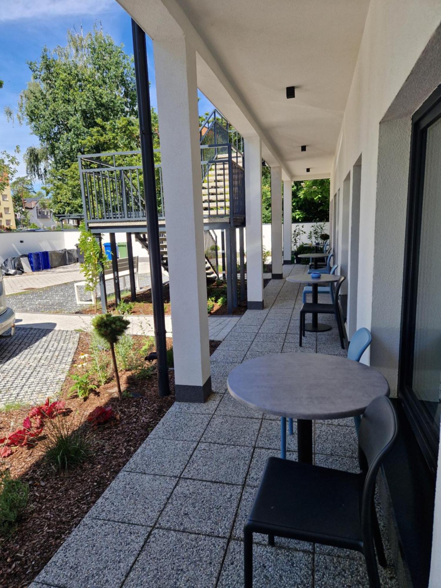 Dom Goscinny Z Restauracja - Rejs Dziwnow Luaran gambar